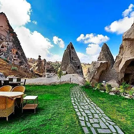 Anatelein Boutique Cave 4*